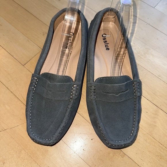 New OSSLUE grey driving flat moccasins, 10.5, PG1470 - Picture 2 of 3